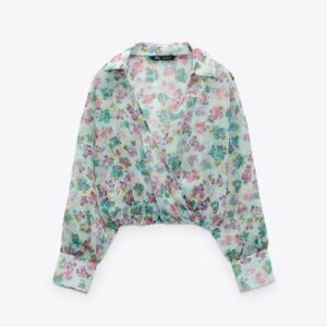NWOT ZARA FLORAL TOP